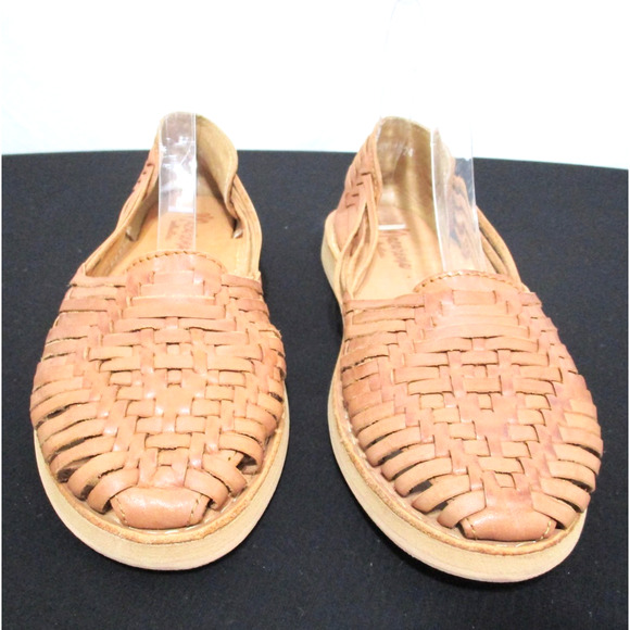 EUC! Macarena Collection Tan Brown Leather Woven Huarache Sandals Women 7.5 - Picture 2 of 10